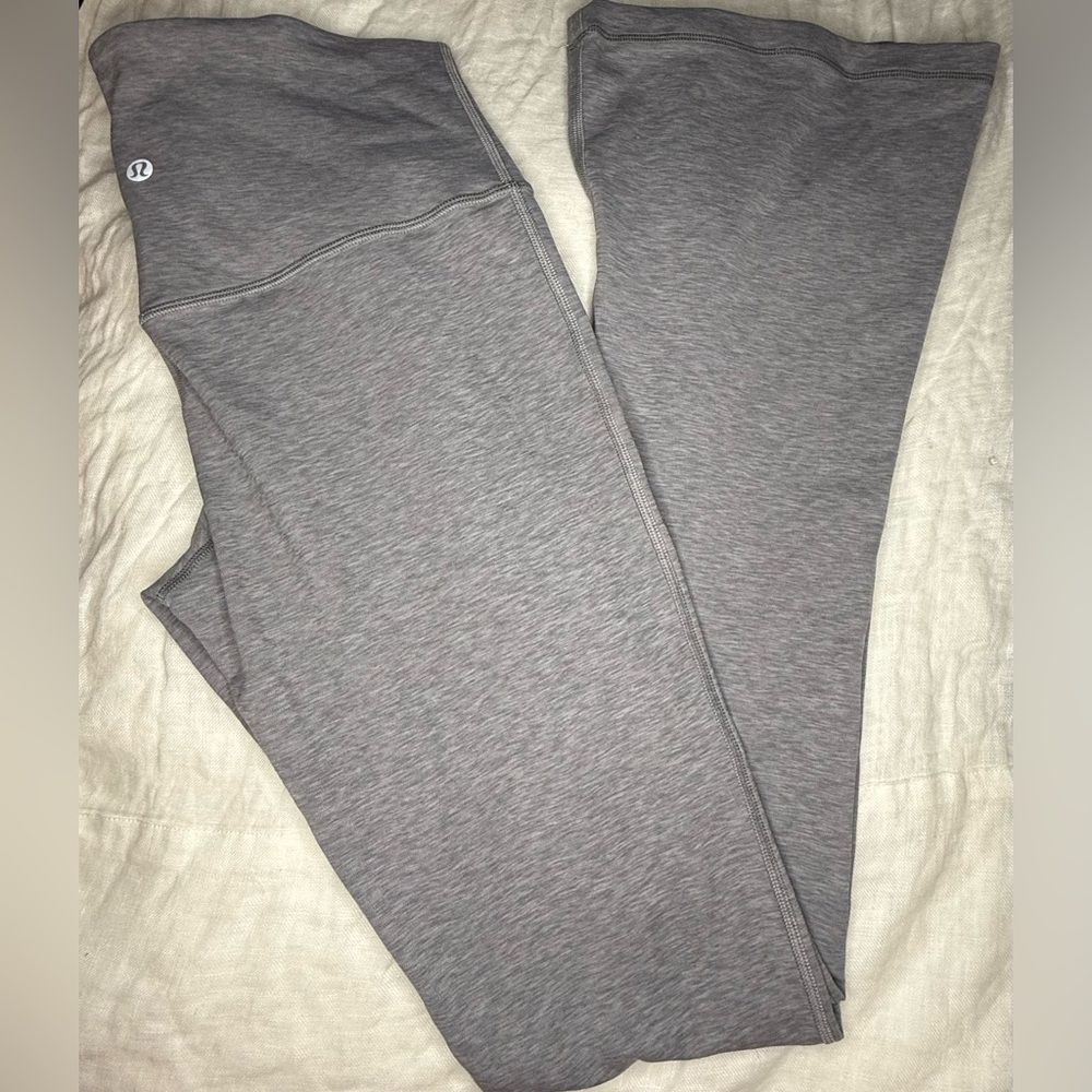 Lululemon Groove Nulu High-Rise Flared Pant Sz 6 pre owned wire 1x